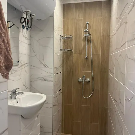 Deni's By The Sea - Daire