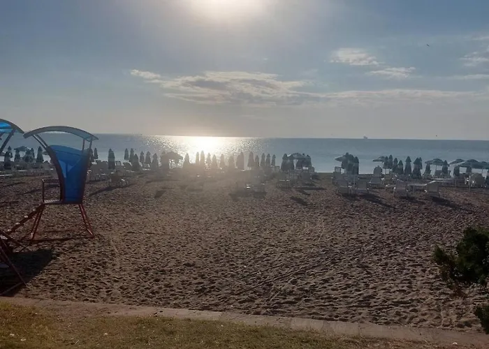 Deni's By The Sea - * Burgas