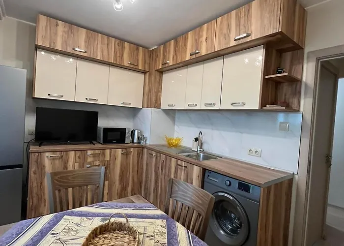 Deni's By The Sea - Бургас