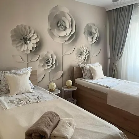 Deni's By The Sea - Appartement *