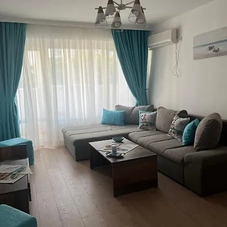 Deni's By The Sea - Appartement *