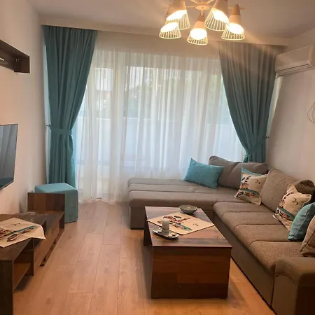 Deni's By The Sea - Appartement *