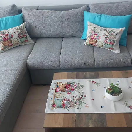 Deni's By The Sea - * بورغاس