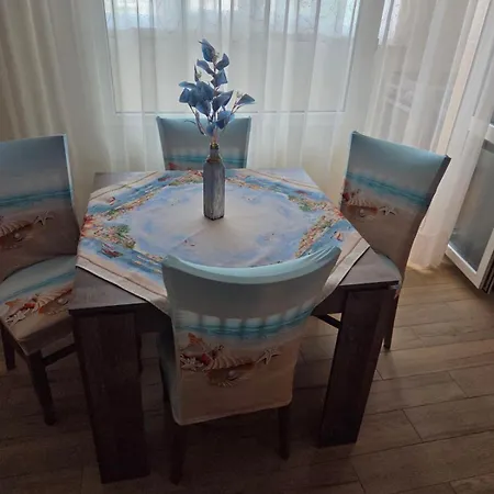 Deni's By The Sea - Apartment Burgas